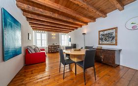 Atelier San Giacomo - Central Apartment